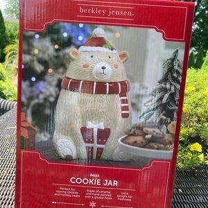 Berkley Jensen holiday cookie jar